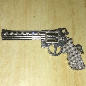 .357 MAGNUM CRYSTAL DESIGNED NECKLACE PIECE NRMINT CONDITION